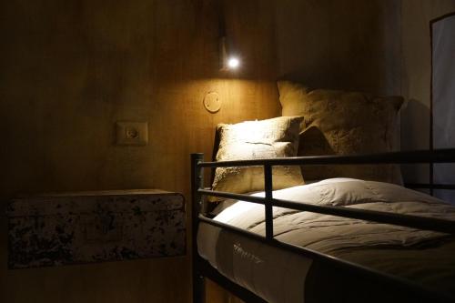 Room, economy