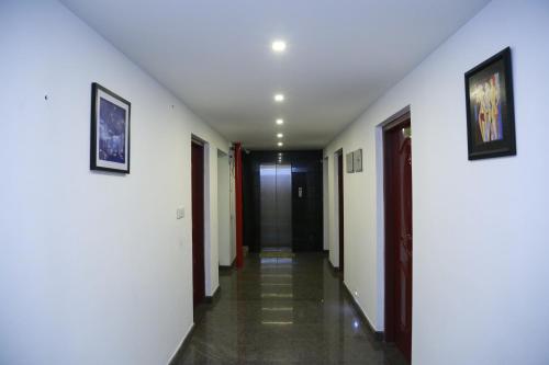 Ashoka Residency Chottanikkara in Manakunnam