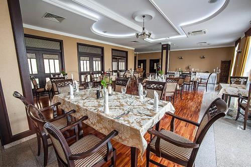 Restaurant, Spa Hotel Splendor in Lubenia