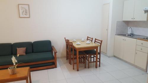 Mandalena Hotel Apartments - image 4