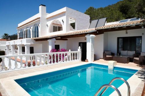  Can Carlos Ibiza, Pension in Sant Jordi