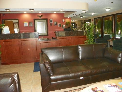 Royalton Inn & Suites Upper Sandusky