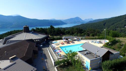 VVF Lac de Serre-Ponçon - Village et club de vacances - Chorges