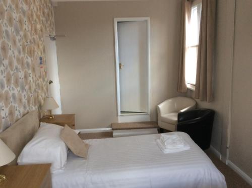 The Avenue Hotel Room Type - Deluxe Twin Room