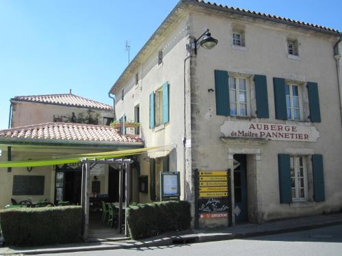 Auberge de Maitre Pannetier chambre d'hôte Vouvant