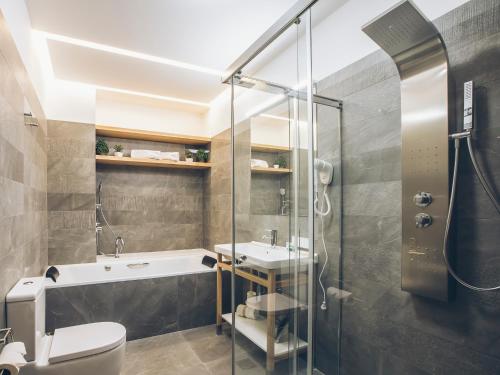 Ванна кімната, Hotel Urdanibia Park in Ірун