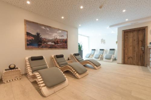Pension Garden Hotel - image 10