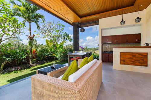 Alosta Luxury Private Villa