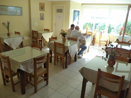 Poseidon Hotel - image 14