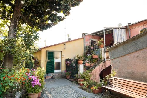  Borgo Tipico Collinare, Pension in Bonassola