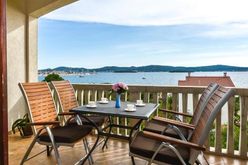 Apartments Adria