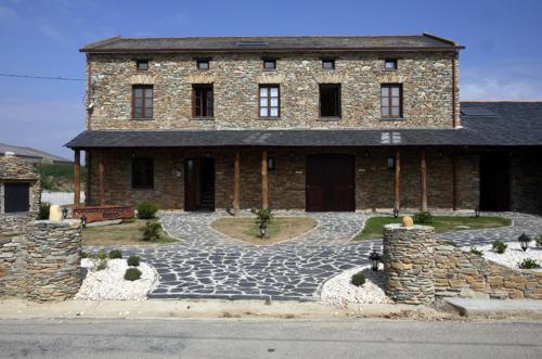 . Hotel y Apartamentos Penarronda Playa