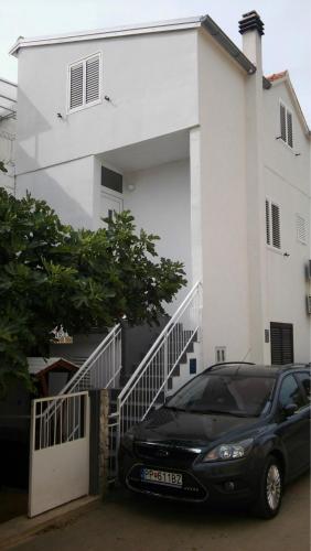  Apartment Fabijan, Pension in Tribunj