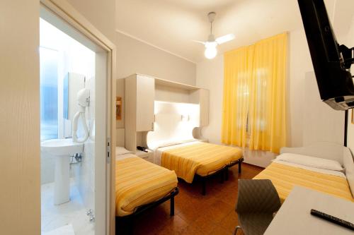 加德尼亞酒店 (Hotel Gardenia) in 弗利市中心