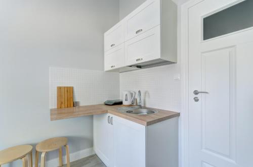 Studio Apartment image 10