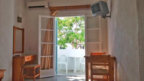 Kymata Hotel - image 13