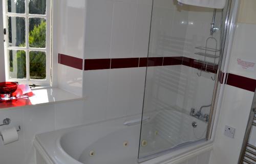 The Highwayman Hotel - image 14