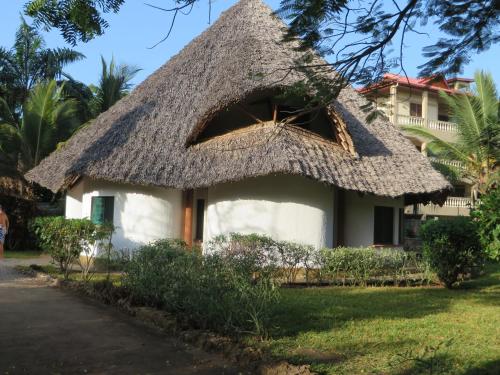 Diani Sands Cottage In Diani Beach Kenya Reviews Price From
