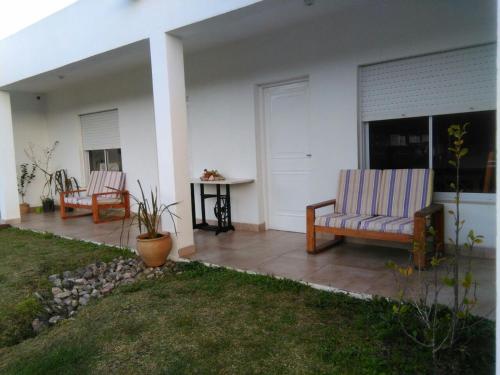 Hosteria Los Naranjos in 波特雷羅德洛斯富內斯