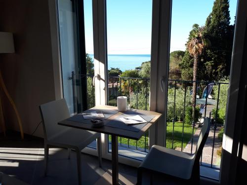 Albergo Blueline