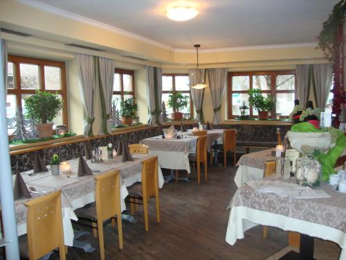 La Pasta Hotel Restaurant