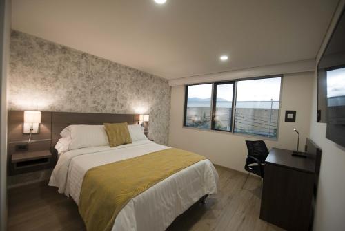 Hotel Grand Plaza Corferias Hotel Grand plaza is conveniently located in the popular West (Corporative-Industrial Area) area. Featuring a satisfying list of amenities, guests will find their stay at the property a comfortable on