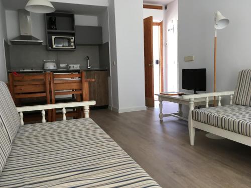 Ses Gavines-Cala Anguila Apartments