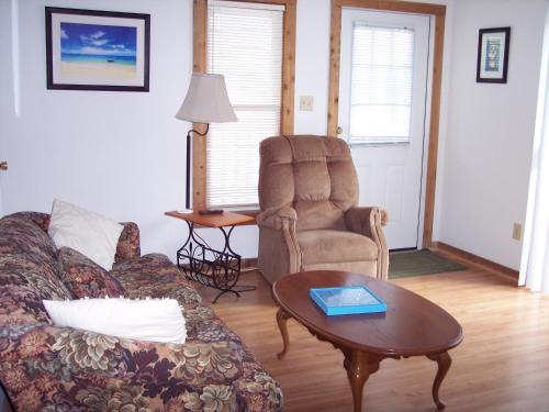 2 bedrooms, 3 beds