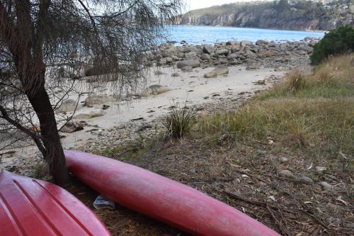 Beachside Taroona with Spa