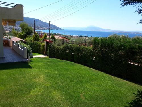  Saronikos Paradise Home, Unterkunft in Aiándion