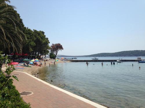  Apartman Balen J., Pension in Banjol bei Starigrad