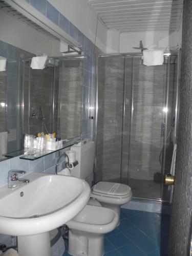 Hotel Helios - image 10