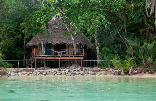 Apkārtne, Al Natural Resort in Old Point