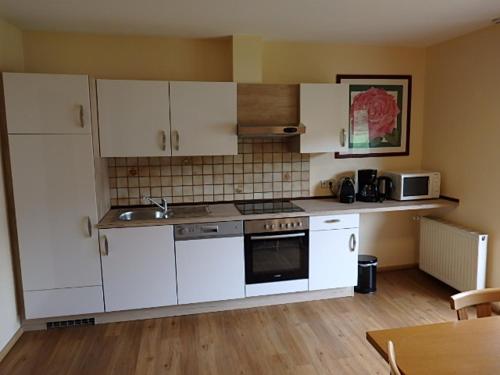 2 bedrooms, 2 beds