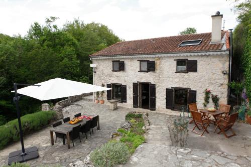 Moulin d'entre les roches - Chambre d'hôtes - Puivert