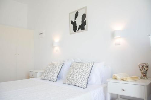2 twin beds