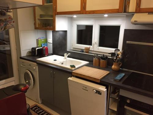 Konyha, Le Cèdre Bleu (Le Cedre Bleu) in Rochefort