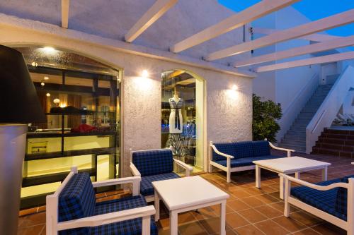 Shops, Castello Bianco Aparthotel in Crete Island