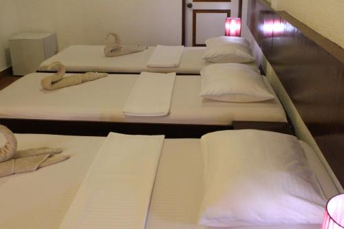 Bohol Sunside Resort Room Type - Standard Triple Room