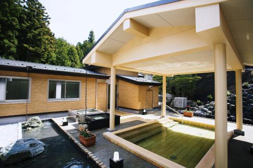 松园庄 保津川亭