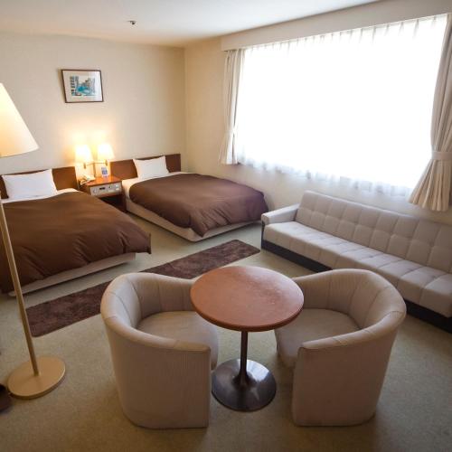 room detail thumbnail 1