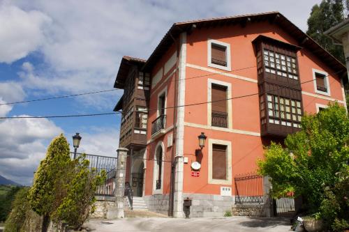 . La Casona de Molleda