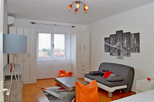 Braavos Apartment - Šibenik