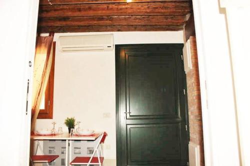 Apartment 3028