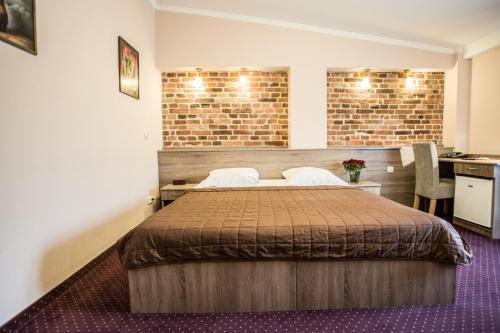 Hotel Maksymilian - image 11