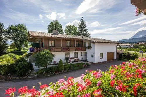 Pension Garni Appartement Ortner in Sankt Johann in Tirol, Österreich