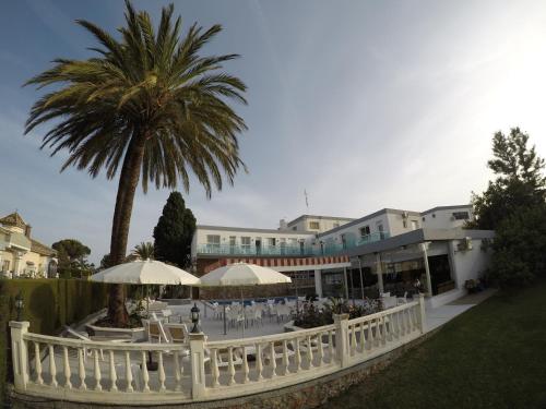 Hotel Complejo Los Rosales - image 11
