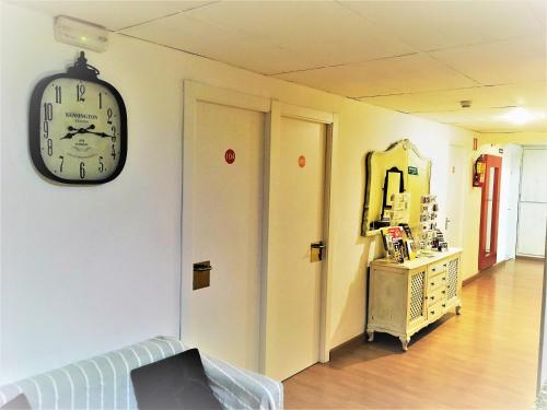 Hostal la Palmera - image 6