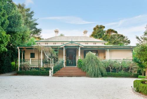 伯恩班克住宿加早餐旅館 (Burnbank) in 巴域