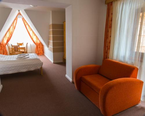 1 double bed, 1 sofa bed